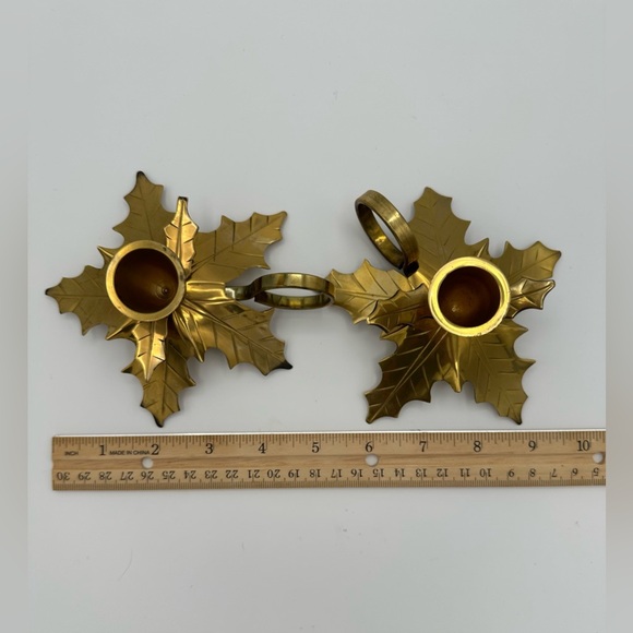2 VTG Brass Poinsettia Holly Candle Stick Holders - Century Distinctive Gift - Picture 12 of 14